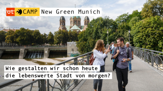 Eine Gruppe Menschen geht über eine Brücke. Schriftzug: New Green Munich